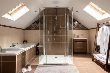 Alhambra En-suite